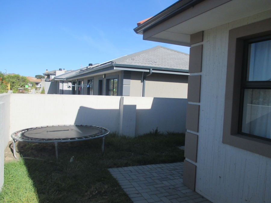 3 Bedroom Property for Sale in Dana Bay Western Cape